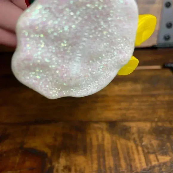 Carlton Cards Heirloom Ornament 2000 PADDINGTON'S CHRISTMAS JOURNEY - Picture 7 of 8